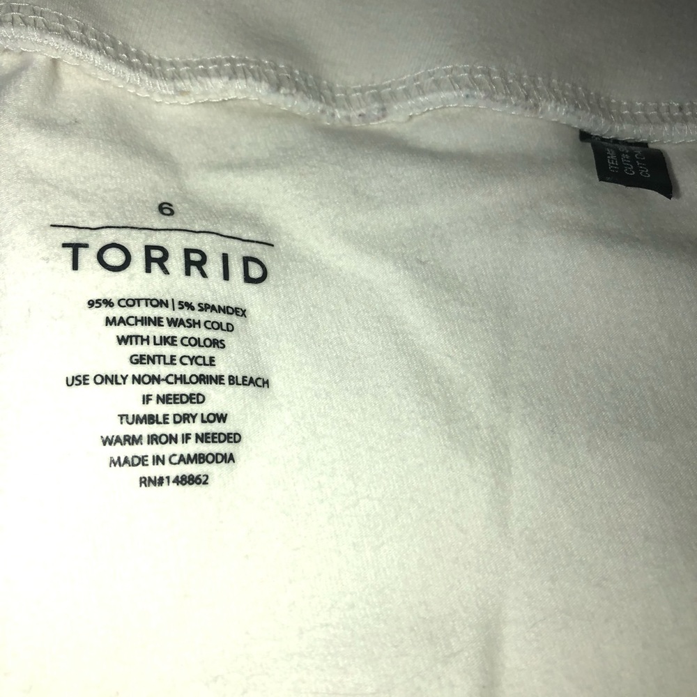Torrid 2 prs White & Peach Leggings wms plus sz 6x(30) - Picture 5 of 12
